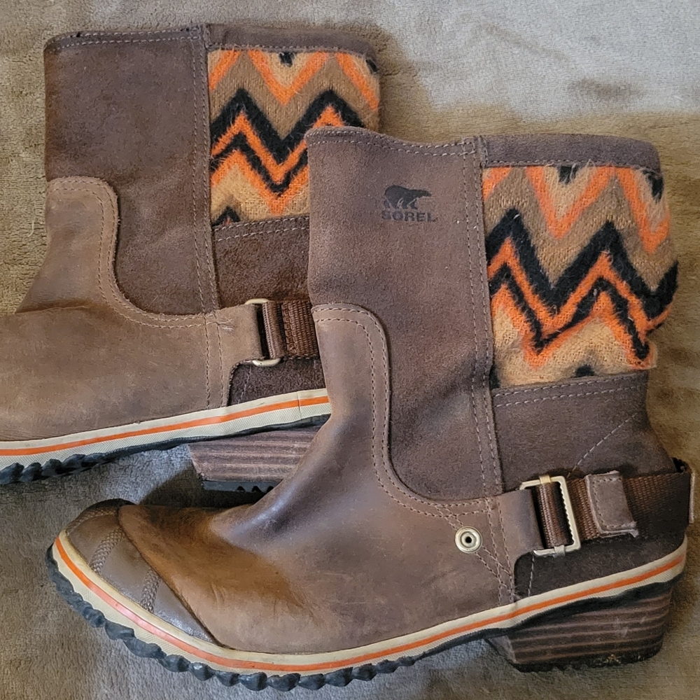 Sorel Aztec Boots
